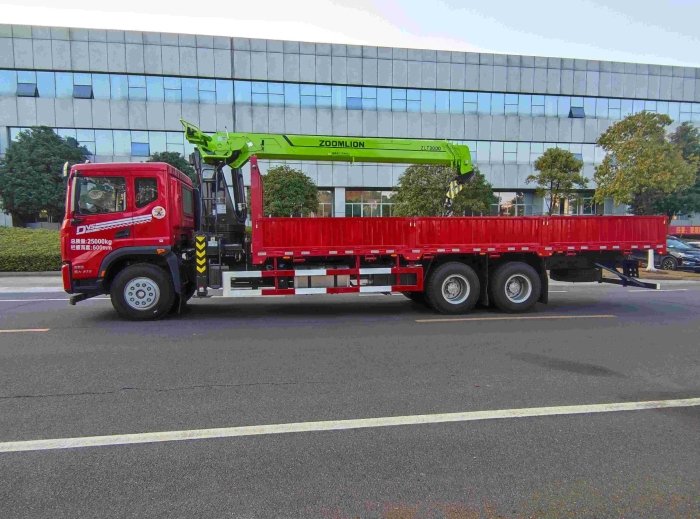 Loader Crane ZLT3000V4