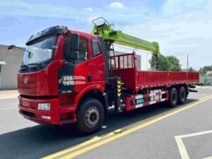 Loader Crane ZLT3000V5